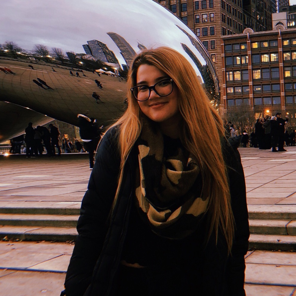 Meet your Posher, Izzy